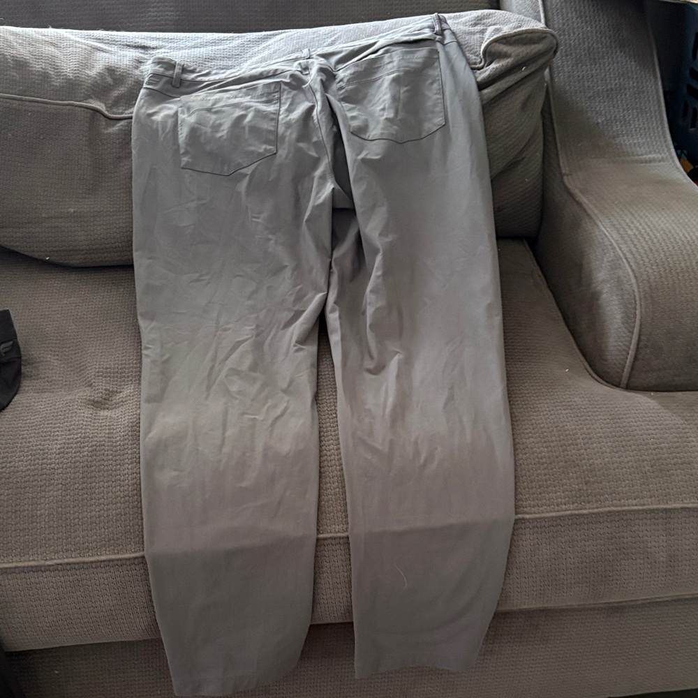 Fabletics “the Don” pants - Picture 4 of 4